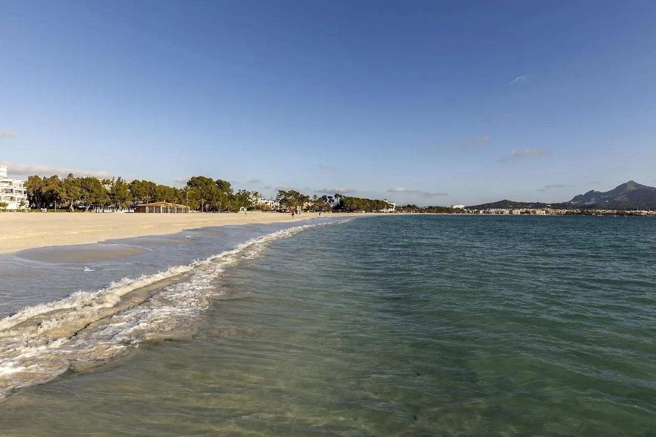 Beachfront Apartment In Alcudia Beach Cb 3 Αλκούδια