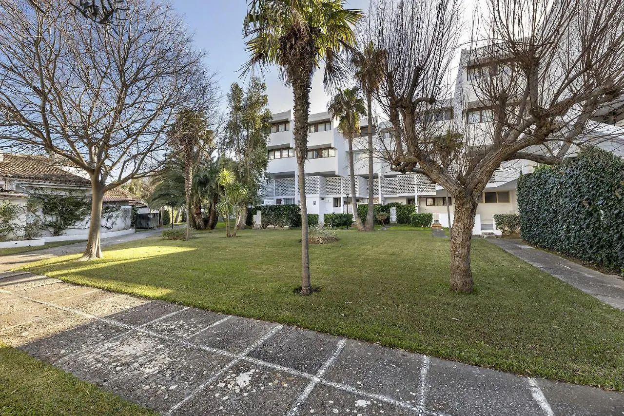 Kontakt z Beachfront Apartment In Alcudia Beach Cb 3